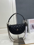 Chanel 26 Classic Double C Logo Chain Bag Moon Tooth Bag Crossbody Bag Size: 15 x 22 x 6 CM