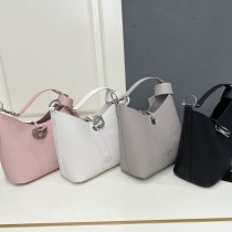 Balenciaga Classic Versatile Leather Bucket Bag Crossbody Bag Size: 25 x 18 x 13 CM