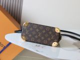 Louis Vuitton Classic Alma Trunk Shell Bag Crossbody Bag Size: 22 x 19 x 11 CM
