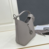 Balenciaga Classic Versatile Leather Bucket Bag Crossbody Bag Size: 25 x 18 x 13 CM