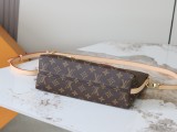 Louis Vuitton Classic Multipass Handbag Chain Crossbody Bag Size: 30 x 26 x 10 CM