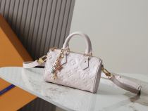 Louis Vuitton Classic Nano Speedy Handbag Chain Crossbody Bag Size: 16 x 10 x 7.5 CM