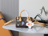 Louis Vuitton Fashion Nano Speedy Illustration Handbag Crossbody Bag Size: 10 x 7.5 x 16 CM