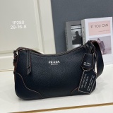 Prada Classic Versatile Underarm Shoulder Bag Size: 28 x 16 x 8 CM