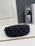 Chanel 26 Classic Double C Logo Chain Bag Moon Tooth Bag Crossbody Bag Size: 15 x 22 x 6 CM