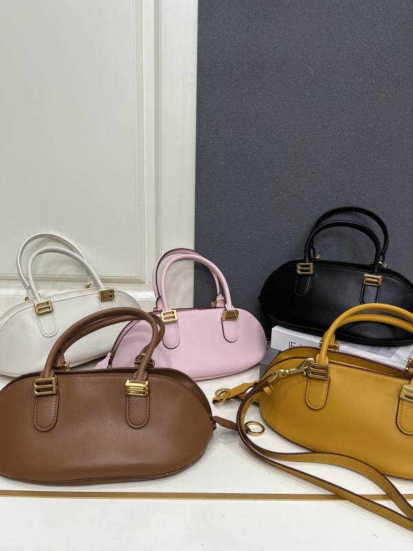 Balenciaga 2026 Classic Leather Shell Bag Handbag Crossbody Bag Size: 30 x 13 x 16 CM