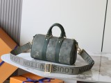 Louis Vuitton Keepall Bandoulière 25 Pillow Bag Handbag Shoulder Bag Size: 15 x 11 x 25 CM