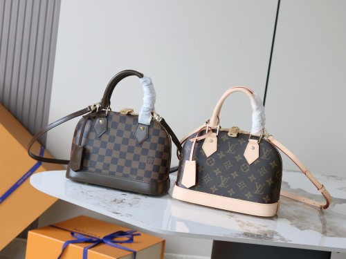 Louis Vuitton Alma Shell Bag Diagonal Span Bag Size: 23.5 x 17.5 x 11.5 CM