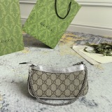 Gucci Classic Retro Mini Chain Underarm Bag Size: 19 x 10 x 3 CM
