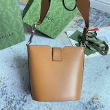 Gucci Classic Horseclip Bucket Bag Shoulder Bag Size: 20.5 x 18.5 x 12.5 CM