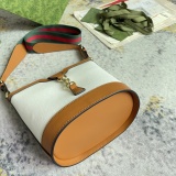 Gucci Classic Horseclip Bucket Bag Shoulder Bag Size: 20.5 x 18.5 x 12.5 CM