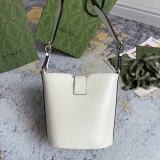 Gucci Classic Horseclip Bucket Bag Shoulder Bag Size: 20.5 x 18.5 x 12.5 CM