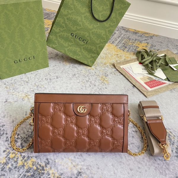 Gucci Classic GG Matelasse Chain Package Size: 26 x 17 x 8 CM