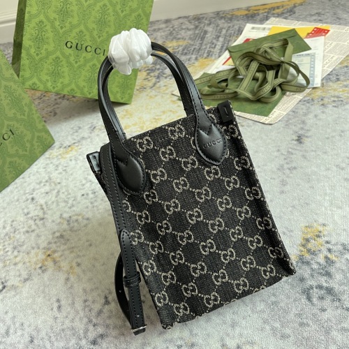 Gucci Retro GG Canvas Mini Tote Bag Shoulder Bag Size: 26.5 x 15 x 5.5 CM