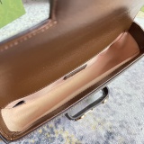 Gucci Classic Horseneck Buckle Saddle Bag Chain Cross Bag Size: 24x 13 x 5.5 CM