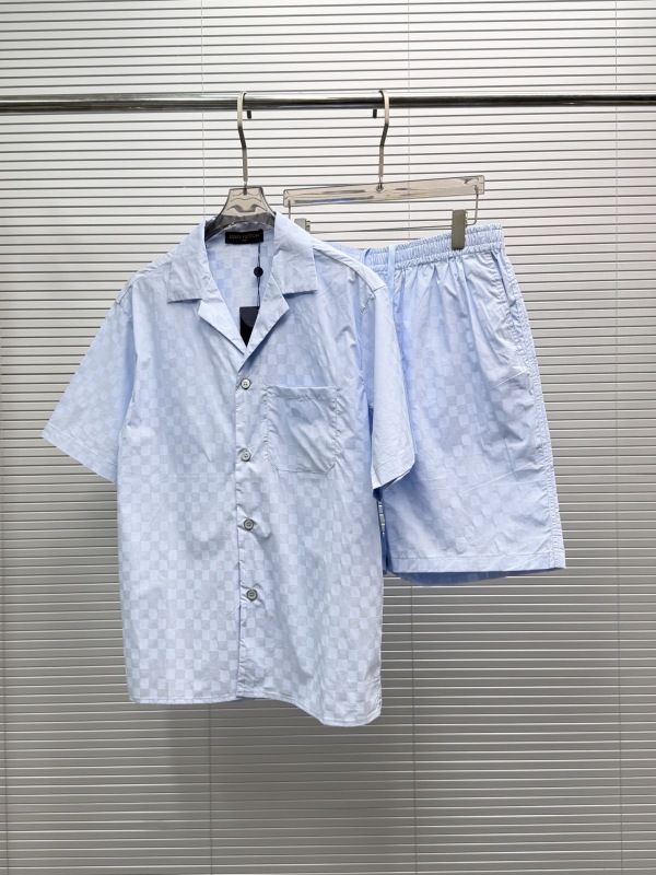 Louis Vuitton Fashion Versatile Chessboard Dark Pattern Jacquard Short Sleeve Shirt Shorts Set