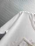 Chanel Fashion Embroidered Flower Round Neck T-shirt  Women's Casual Versatile Short Sleeves