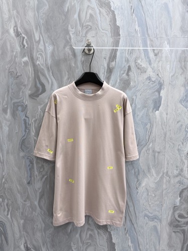 Balenciaga 26SS Fashion 520 Stickers Round Neck T-shirt Unisex Casual Oversize Short Sleeve
