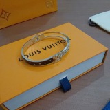 Louis Vuitton Couple Classic Fashion Versatile Hollow Bracelet