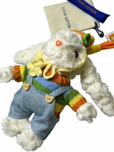Louis Vuitton Classic Fashion Rabbit Keychain Versatile Bag Pendant