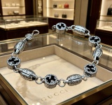 Gucci Couple Classic Retro Hollow Double G Bracelet