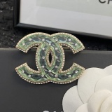 Chanel Fashion Versatile Green Glass Water Diamond CC Brooch