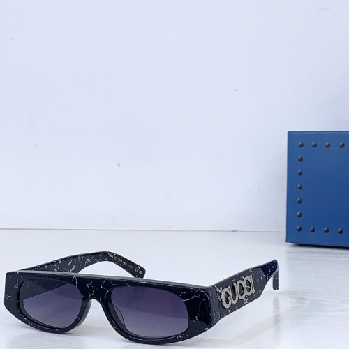 Gucci Fashion Versatile Square Sunglasses Glasses Size: 53-17-140