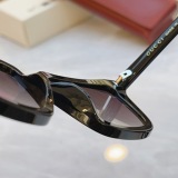 Gucci Fashion Versatile Square Frame Sunglasses Glasses Size: 51-19-145