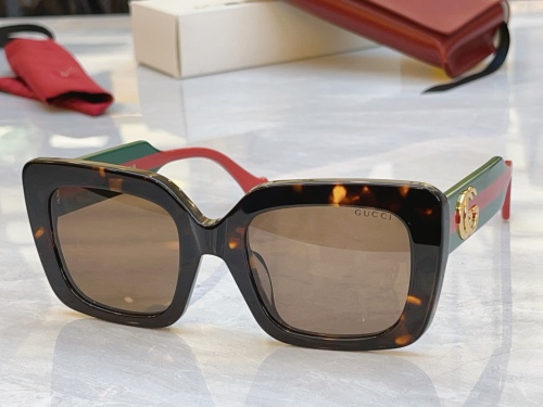 Gucci Fashion Versatile Square Frame Sunglasses Glasses Size: 52-22-145