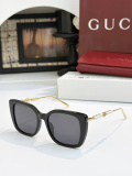 Gucci Classic Fashion Large Frame Sunglasses Glasses Size: 55-19-145
