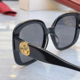 Gucci Fashion Versatile Square Frame Sunglasses Glasses Size: 56-21-142