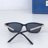 Gucci Fashion Versatile Square Sunglasses Glasses Size: 52-16-145