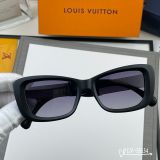 Louis Vuitton Fashion Square Frame Sunglasses Glasses Size: 65-13-145