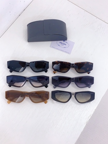 Prada Fashion Personalized Square Frame Sunglasses Glasses Size: 52-19-145
