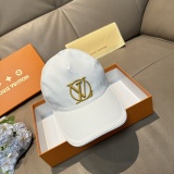 Louis Vuitton Classic Embroidered Logo Duck Tongue Hat Couple Versatile Baseball Hat 56CM