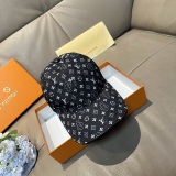 Louis Vuitton Classic Full Logo Duck Tongue Hat Couple Versatile Baseball Hat 56CM