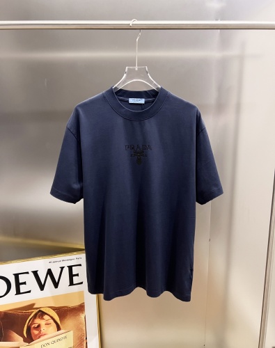 Prada 26SS Fashion 3D Logo Printed Water Washed Short Sleeve Couple's Casual Versatile T-shirt