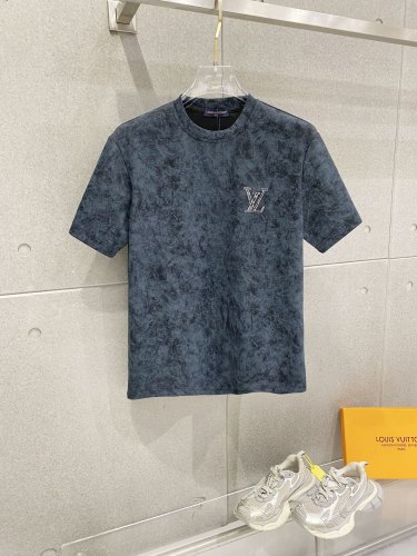 Louis Vuitton 26SS Fashion Embroidered Logo Round Neck Casual Short Sleeve Set