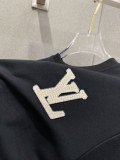 Louis Vuitton 26SS Fashion Embroidered Logo Round Neck Casual Short Sleeve Set
