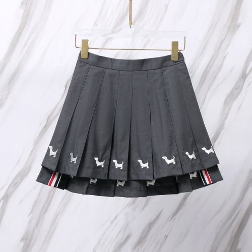 Thom Browne Women's Classic Fashion Dog Embroidered Ruffle Skirt Short Skirt
