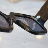 Gucci Fashion Retro Large Frame Sunglasses Versatile Glasses Size: 52-20-145