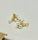Dior New Fashion Versatile Pearl Flower CD Earrings