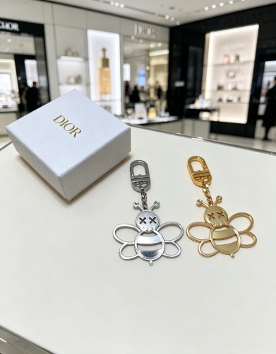 Dior Classic Fashion Versatile Bee Keychain
