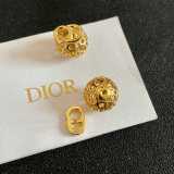Dior Classic Fashion Versatile CD Earrings