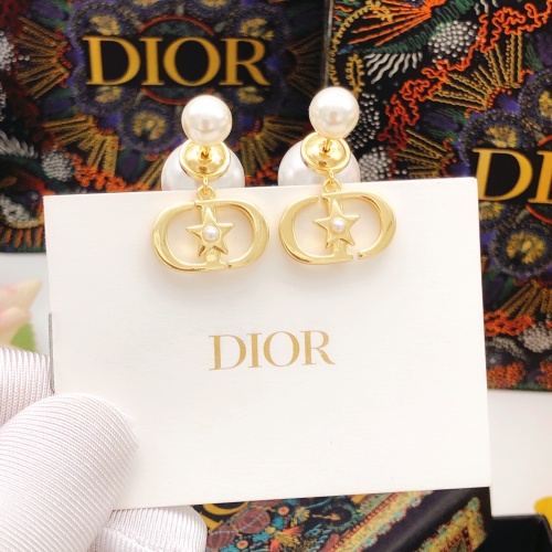 Dior Fashion Versatile Pearl Star Earrings