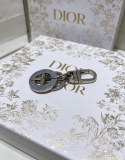 Dior Classic Fashion Versatile Star Compass Keychain