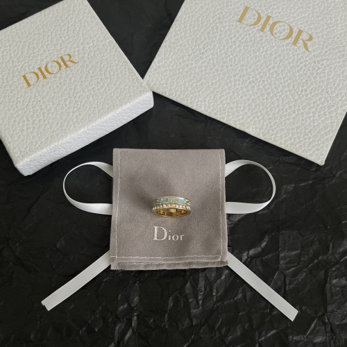 Dior New Classic Versatile Vintage Ring