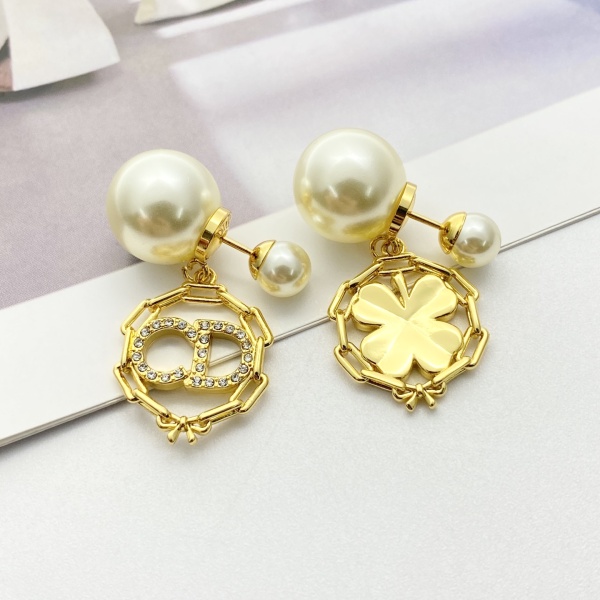 Dior New Fashion Versatile Asymmetric Hollow Full Diamond CD Earrings