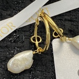 Dior New Fashion Versatile CD Pearl Earrings