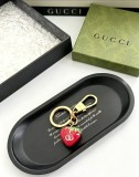 Gucci Fashion Versatile Strawberry Bee Pendant Keychain